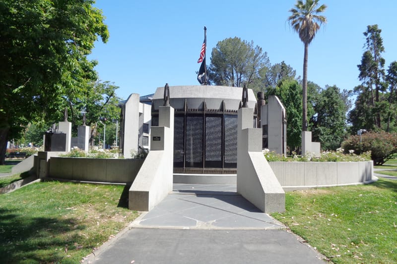 California state symbol: State Vietnam Veterans Memorial